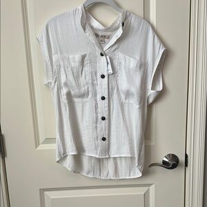 Banana Republic Women’s White Blouse